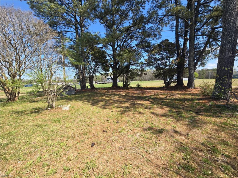 Photo 33 of 37 residential for sale in Suffolk virginia
