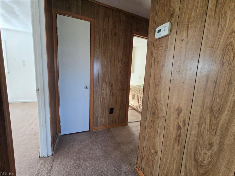 Photo 8 of 37 residential for sale in Suffolk virginia