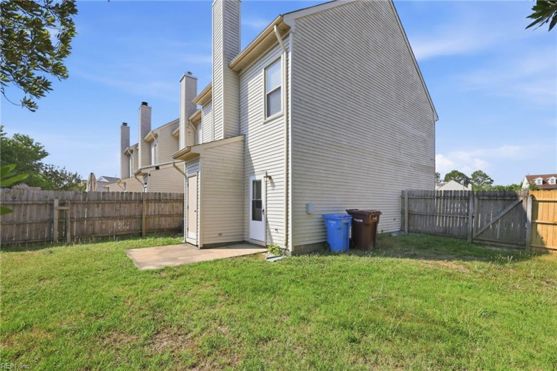Photo 38 of 50 residential for sale in Chesapeake virginia