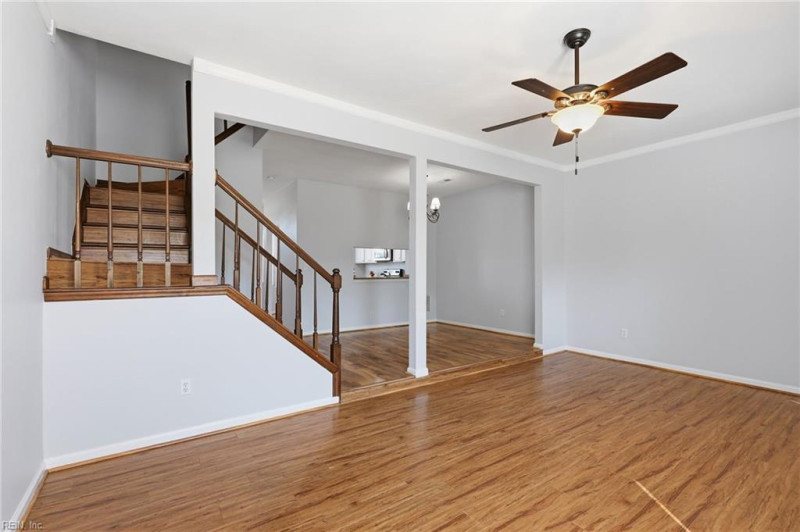 Photo 7 of 50 residential for sale in Chesapeake virginia