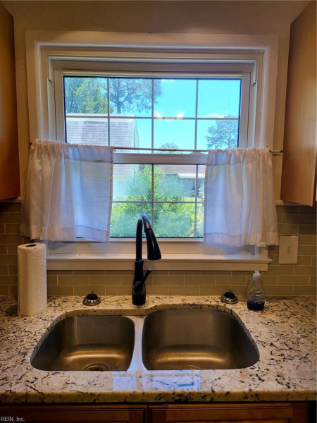 Photo 16 of 47 residential for sale in Hampton virginia