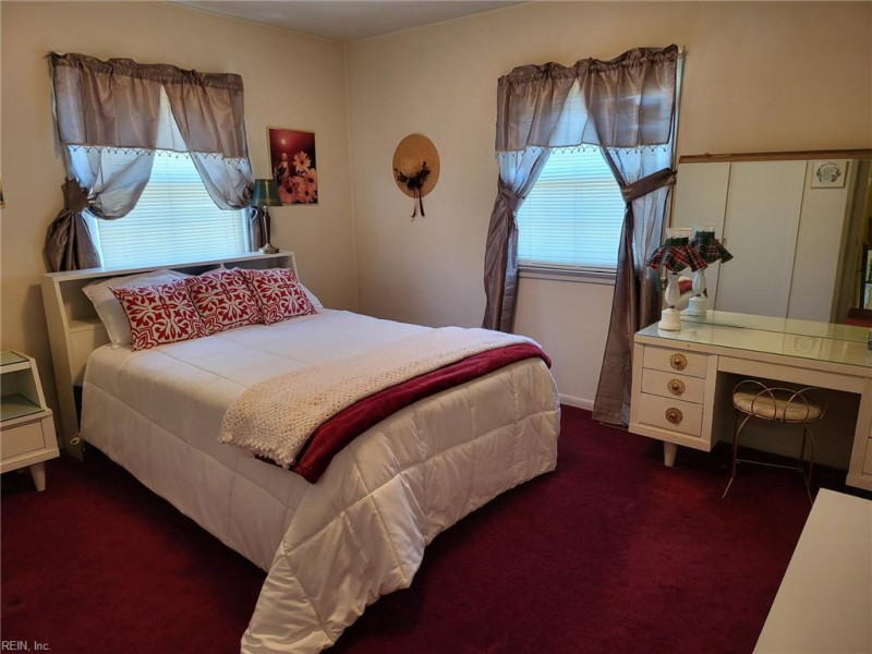 Photo 22 of 47 residential for sale in Hampton virginia