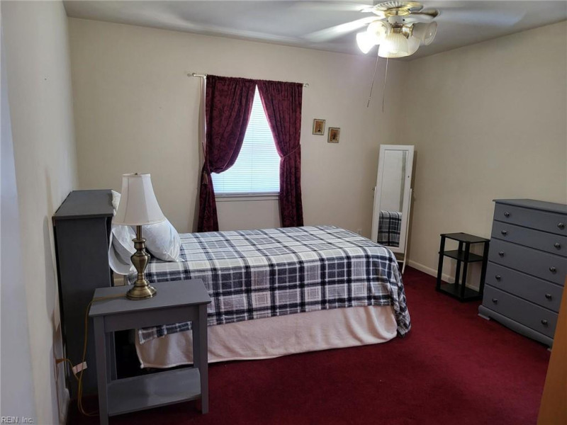 Photo 23 of 47 residential for sale in Hampton virginia