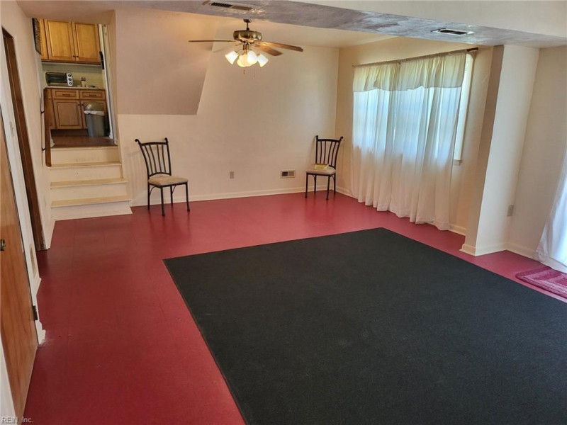 Photo 28 of 47 residential for sale in Hampton virginia