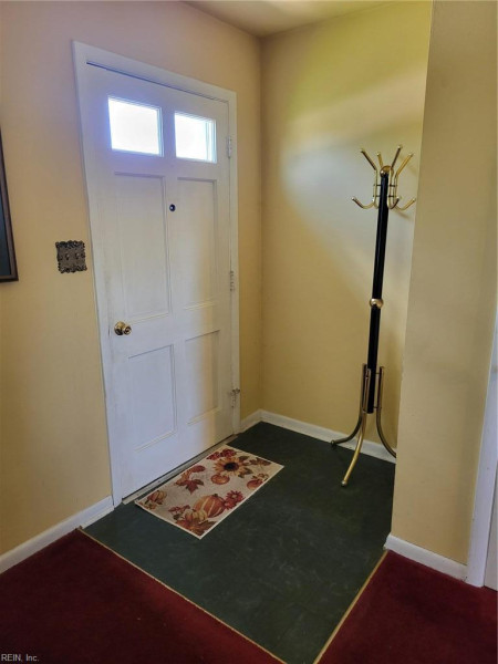 Photo 5 of 47 residential for sale in Hampton virginia