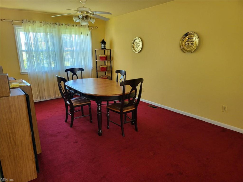 Photo 8 of 47 residential for sale in Hampton virginia