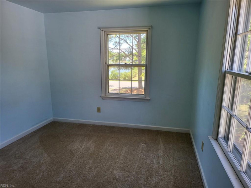 Photo 37 of 50 residential for sale in Hampton virginia Photo 37 of 50 residential for sale in Hampton virginia