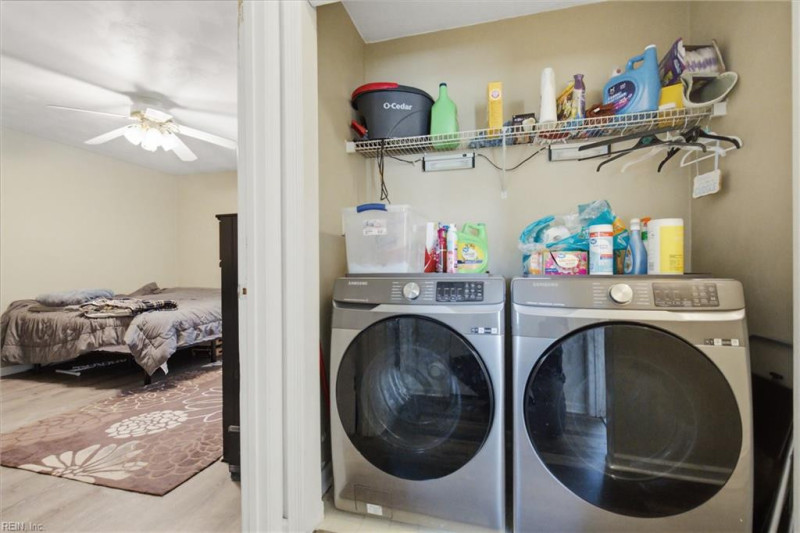 Photo 27 of 33 residential for sale in Chesapeake virginia