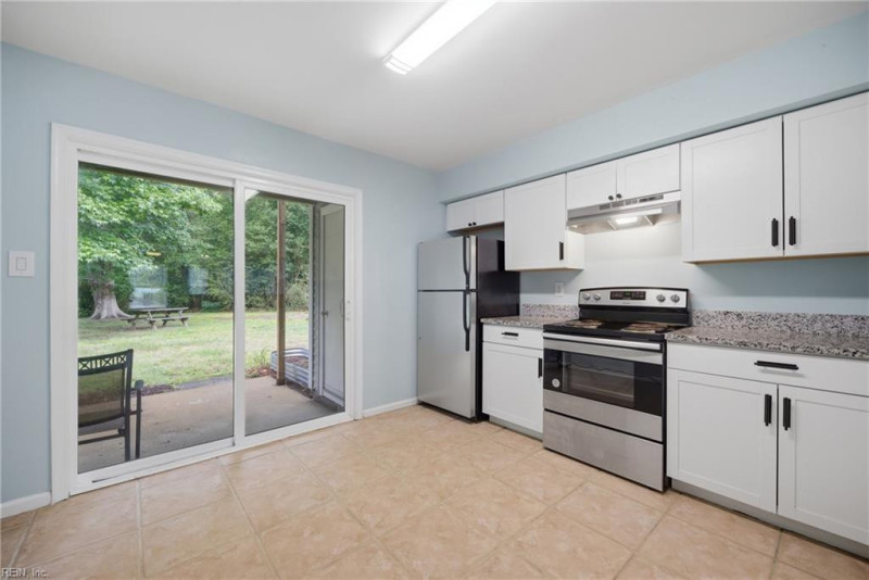 Photo 5 of 15 residential for sale in Virginia Beach virginia
