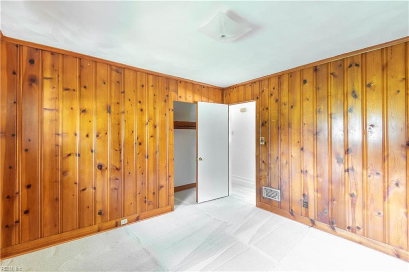 Photo 14 of 23 residential for sale in Virginia Beach virginia