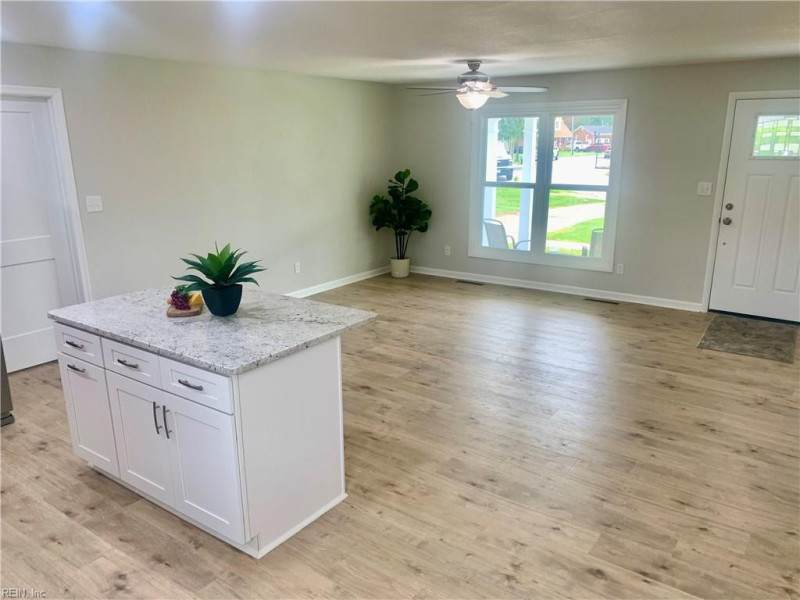 Photo 14 of 34 residential for sale in Norfolk virginia