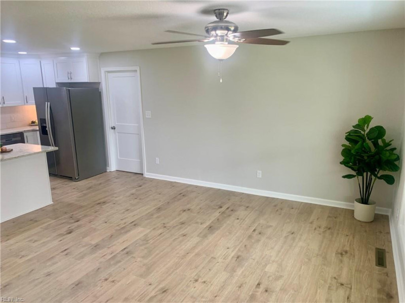 Photo 15 of 34 residential for sale in Norfolk virginia