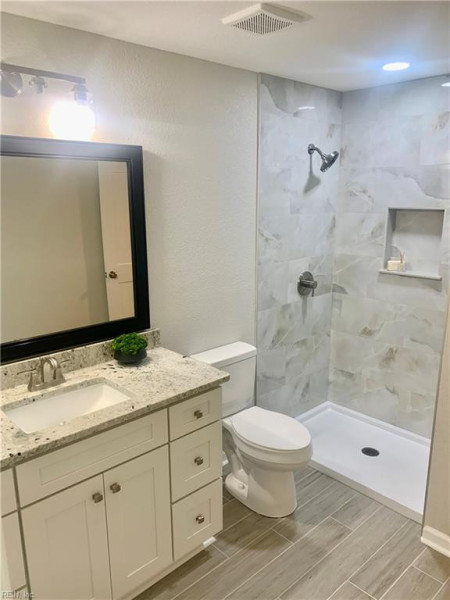 Photo 25 of 34 residential for sale in Norfolk virginia