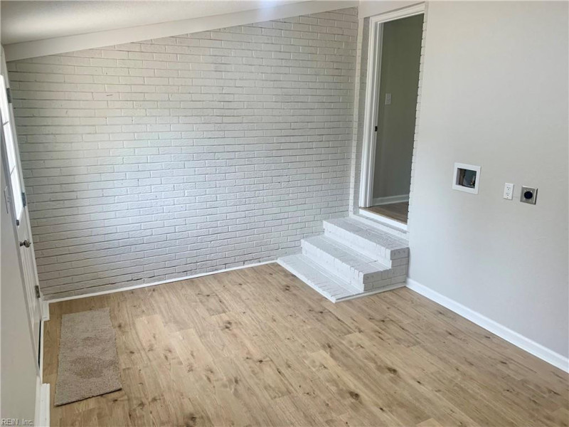 Photo 29 of 34 residential for sale in Norfolk virginia