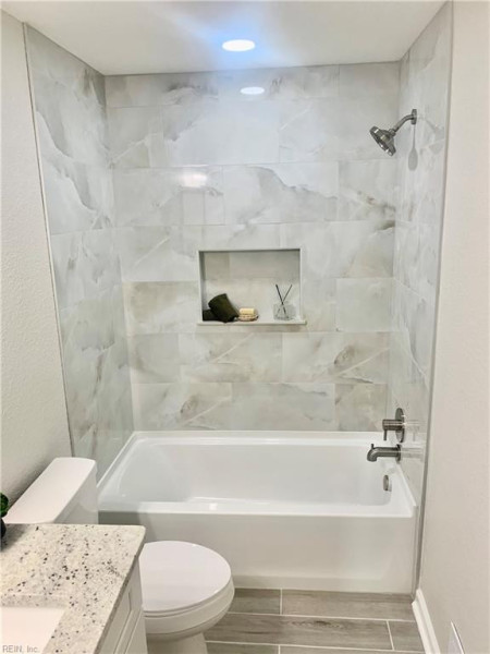 Photo 8 of 34 residential for sale in Norfolk virginia