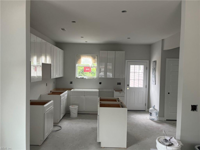 Photo 7 of 16 residential for sale in Portsmouth virginia Photo 7 of 16 residential for sale in Portsmouth virginia