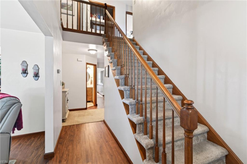 Photo 13 of 35 residential for sale in Chesapeake virginia