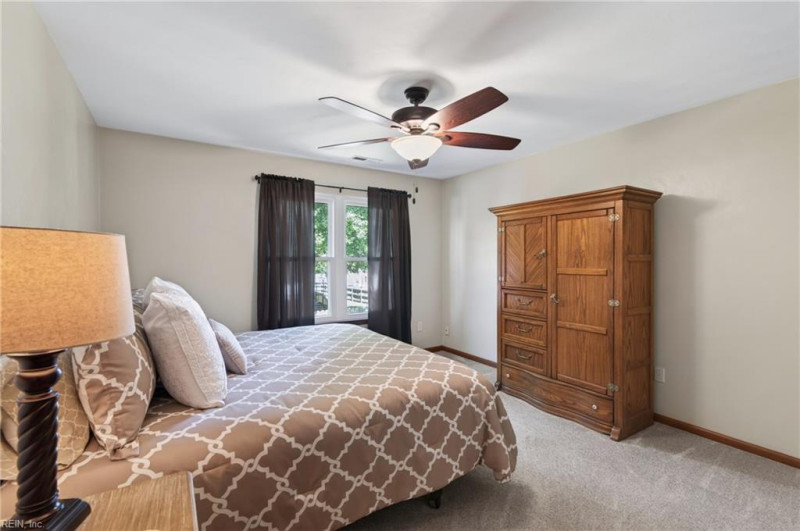Photo 22 of 35 residential for sale in Chesapeake virginia