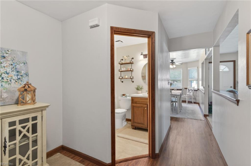 Photo 9 of 35 residential for sale in Chesapeake virginia