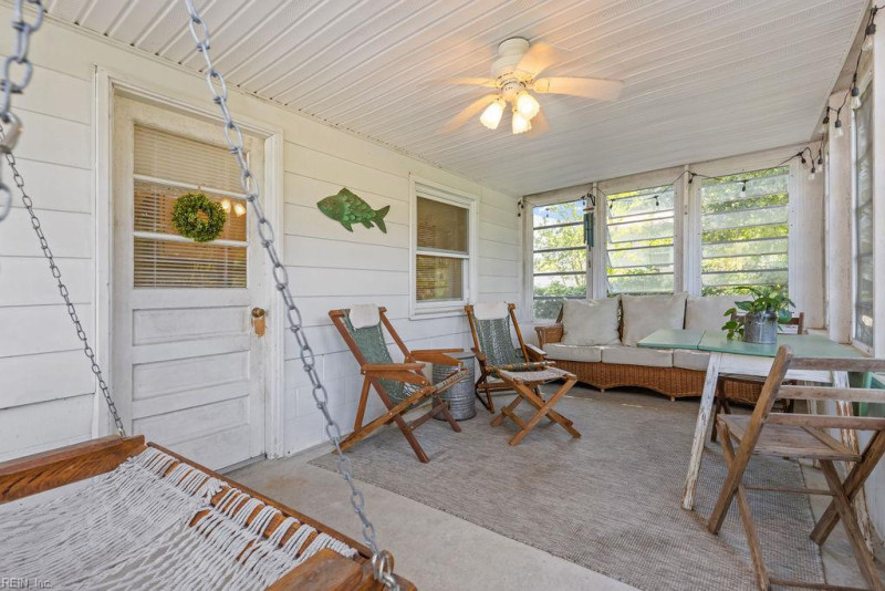 Photo 26 of 34 residential for sale in Gloucester County virginia