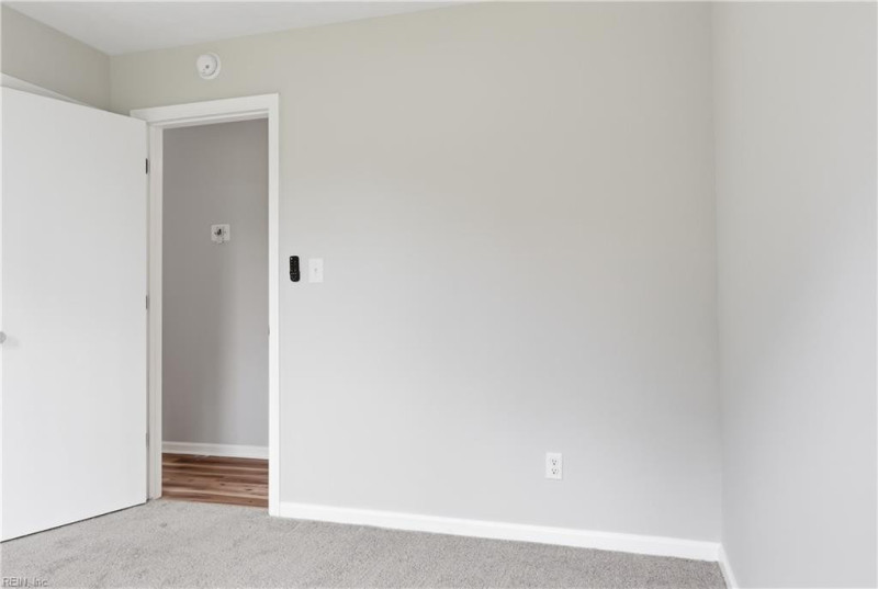 Photo 18 of 27 residential for sale in Virginia Beach virginia