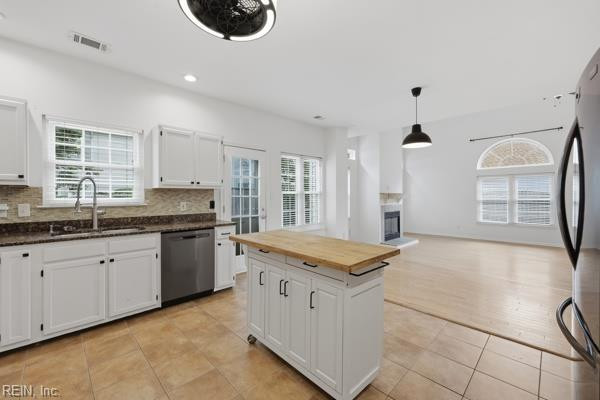 Photo 19 of 43 residential for sale in Chesapeake virginia
