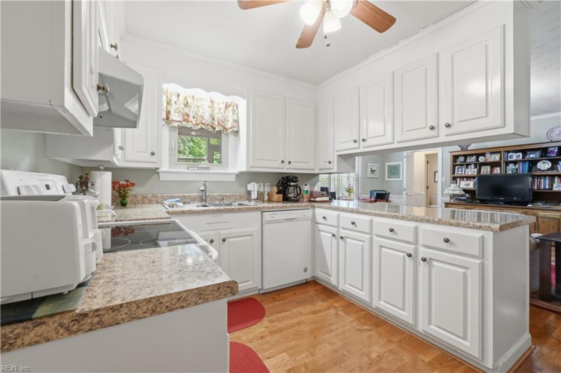 Photo 10 of 38 residential for sale in Franklin virginia Photo 10 of 38 residential for sale in Franklin virginia