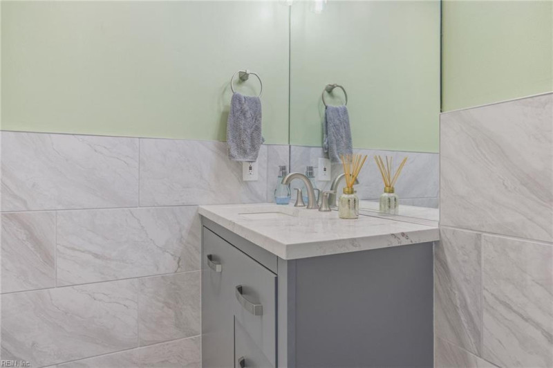 Photo 19 of 34 residential for sale in Virginia Beach virginia