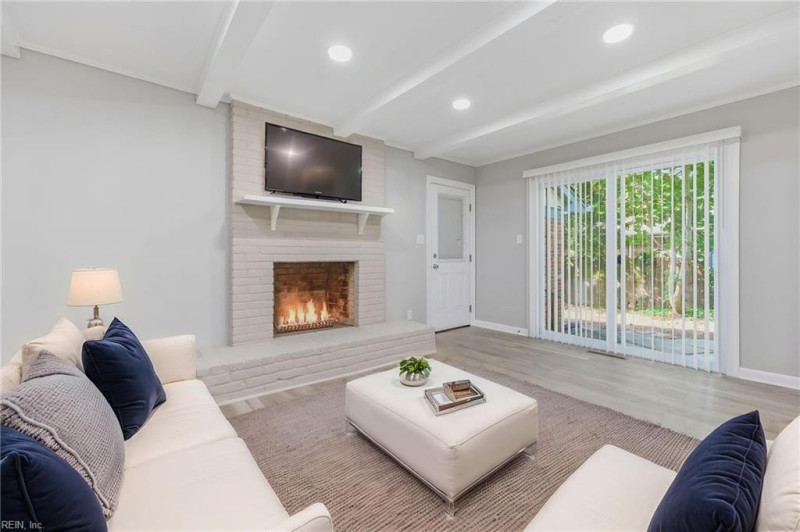 Photo 22 of 34 residential for sale in Virginia Beach virginia