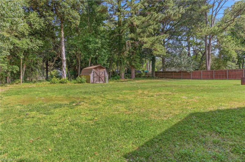 Photo 29 of 34 residential for sale in Virginia Beach virginia