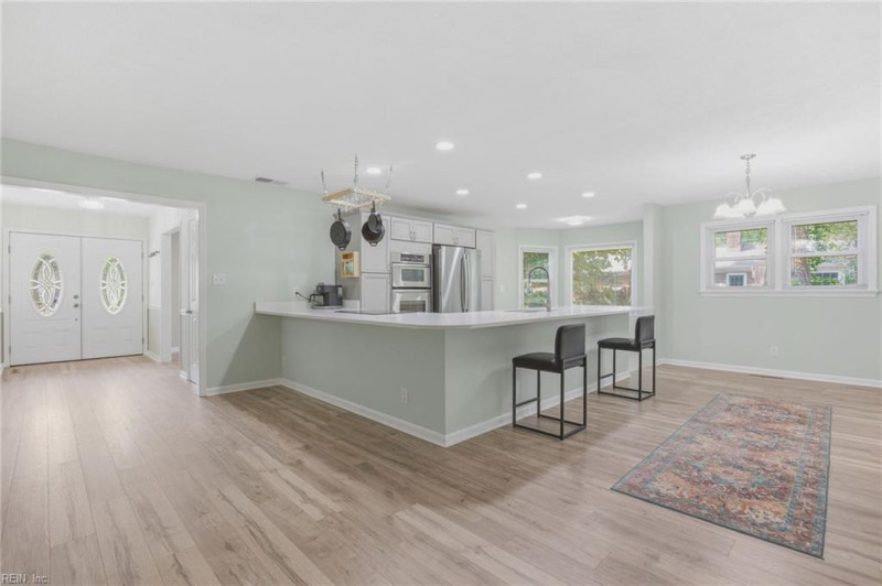 Photo 3 of 34 residential for sale in Virginia Beach virginia