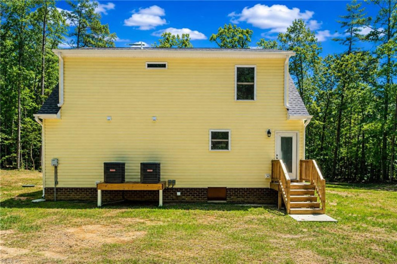 Photo 4 of 29 residential for sale in Middlesex County virginia Photo 4 of 29 residential for sale in Middlesex County virginia