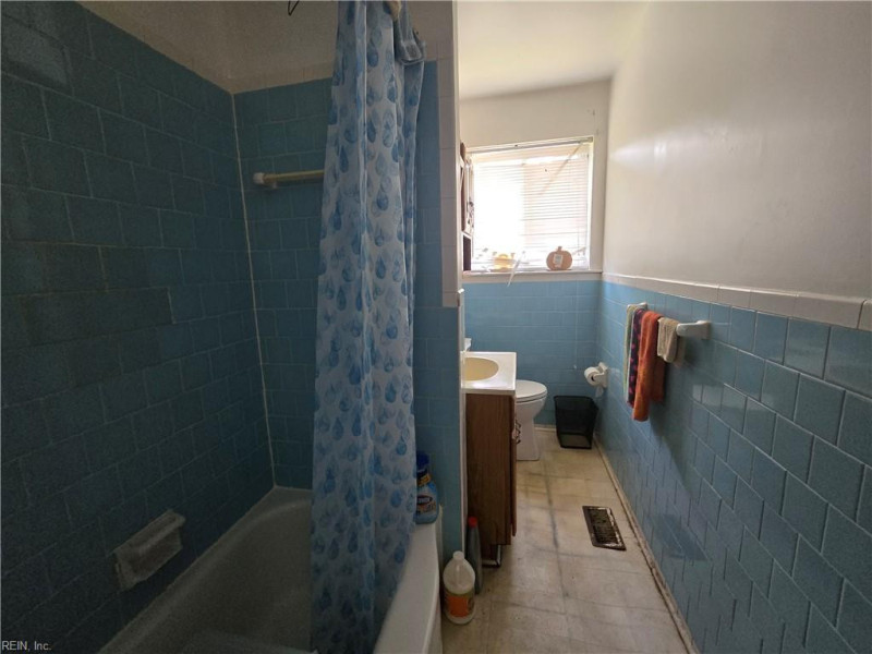 Photo 12 of 24 residential for sale in Newport News virginia