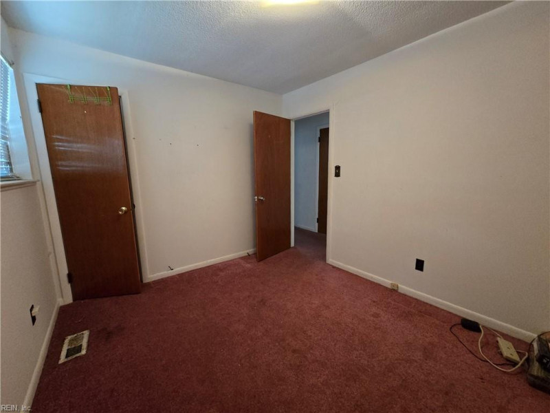 Photo 14 of 24 residential for sale in Newport News virginia