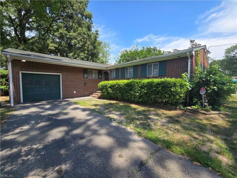 Photo 3 of 24 residential for sale in Newport News virginia