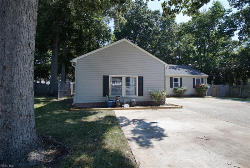 Photo 4 of 50 residential for sale in Hampton virginia Photo 4 of 50 residential for sale in Hampton virginia