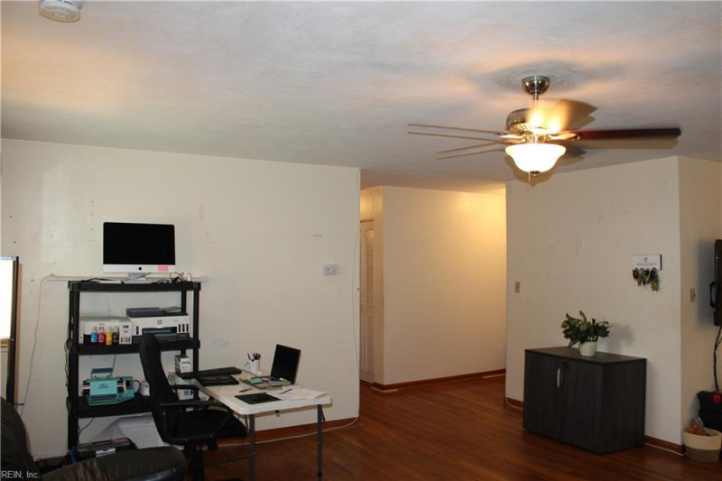 Photo 14 of 29 residential for sale in Portsmouth virginia
