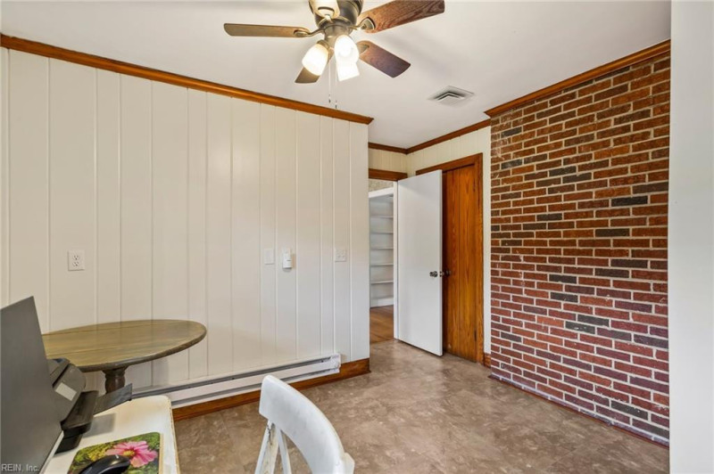 Photo 21 of 27 residential for sale in Franklin virginia