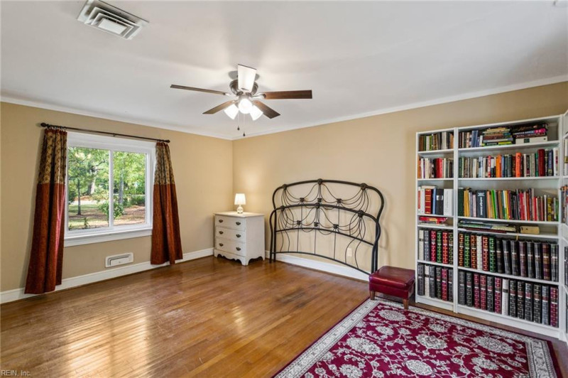 Photo 23 of 27 residential for sale in Franklin virginia