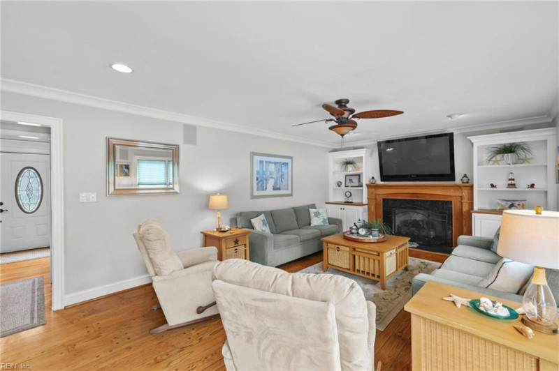 Photo 12 of 50 residential for sale in Virginia Beach virginia