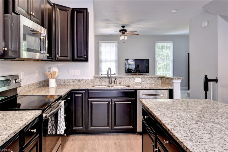 Photo 16 of 35 residential for sale in Williamsburg virginia