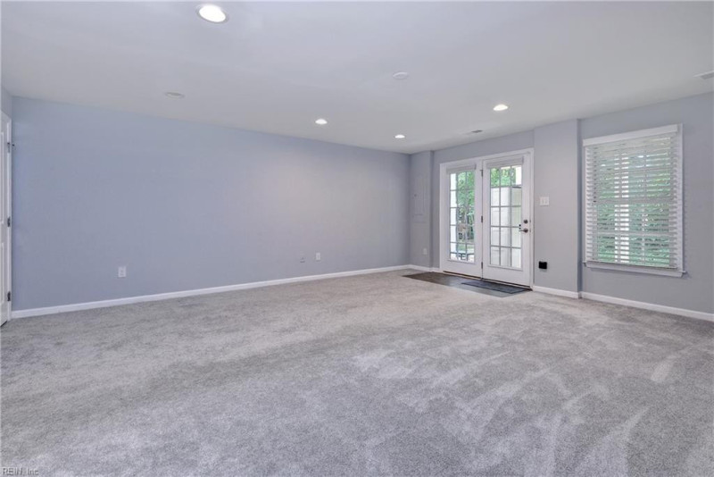 Photo 5 of 35 residential for sale in Williamsburg virginia