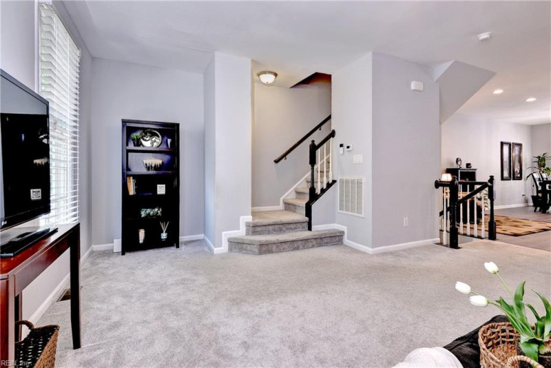 Photo 9 of 35 residential for sale in Williamsburg virginia