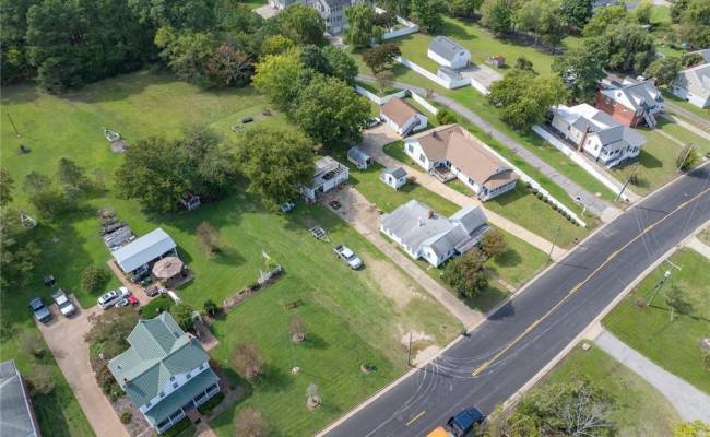1360 Poquoson Avenue, Poquoson, VA 23662