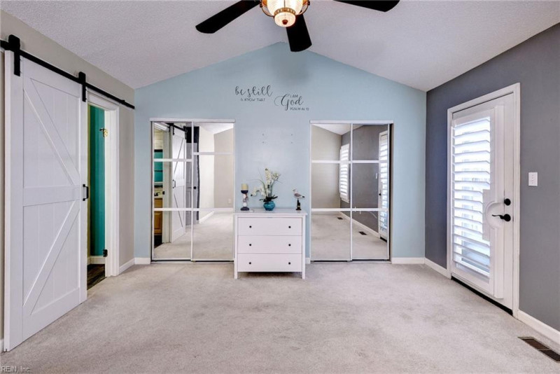 Photo 21 of 40 residential for sale in Hampton virginia
