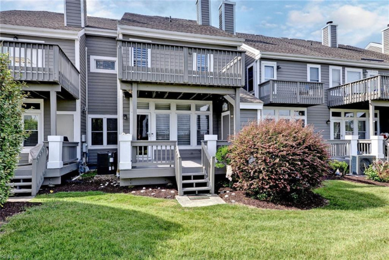Photo 31 of 40 residential for sale in Hampton virginia
