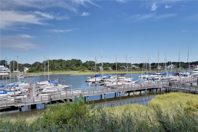 Photo 34 of 40 residential for sale in Hampton virginia