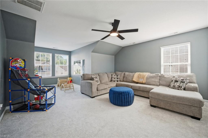 Photo 29 of 45 residential for sale in Chesapeake virginia