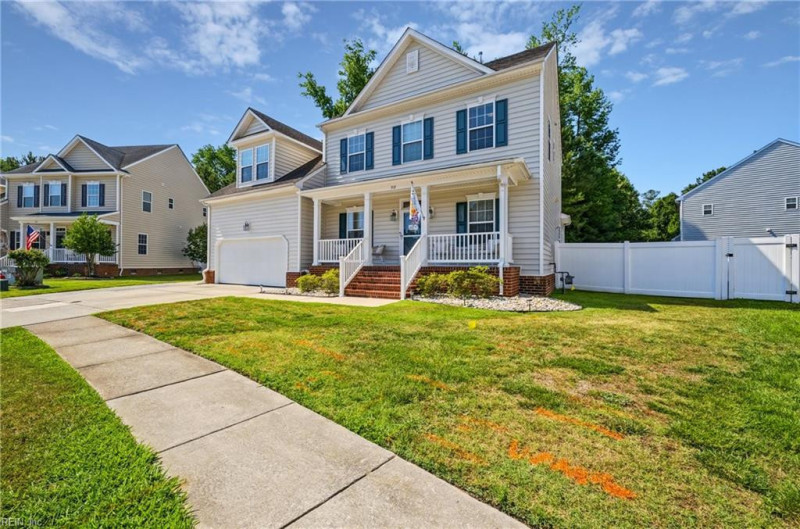 Photo 3 of 45 residential for sale in Chesapeake virginia