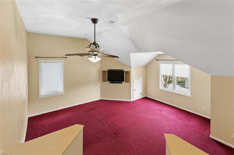 Photo 25 of 50 residential for sale in Chesapeake virginia